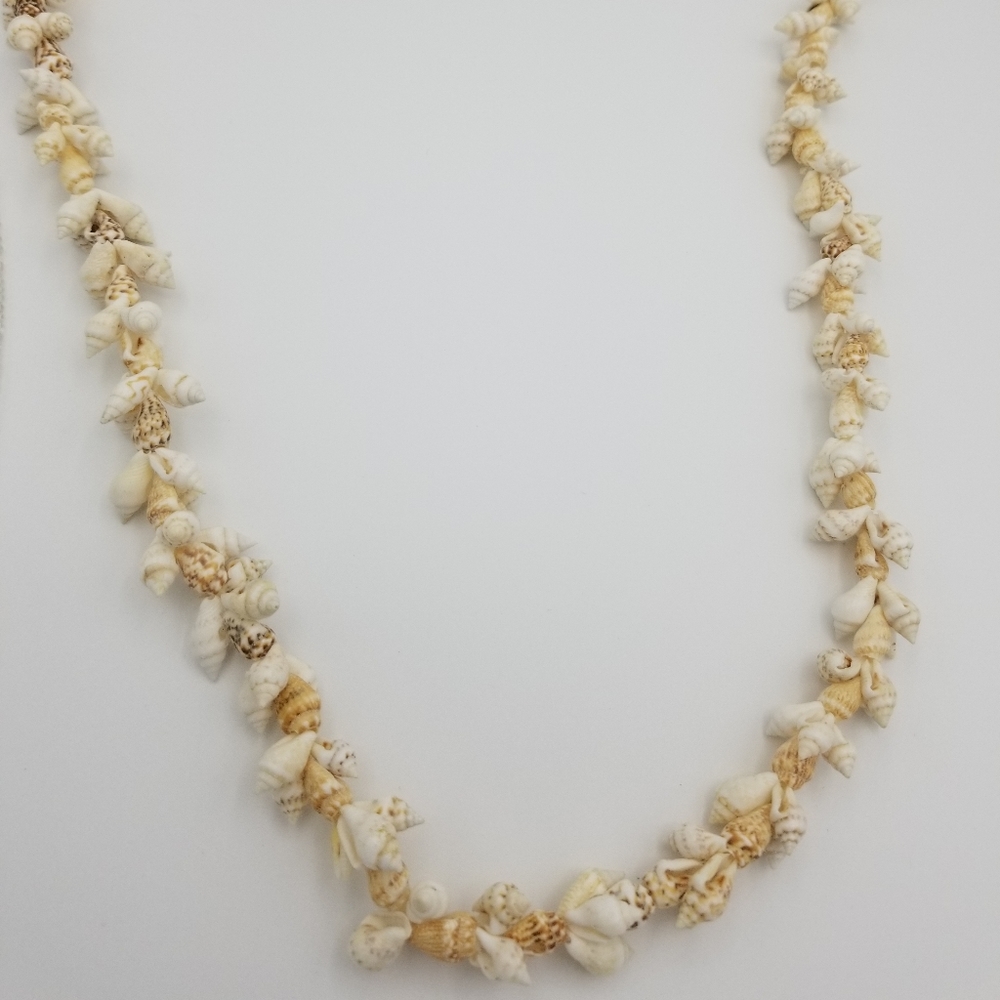 Shell Necklaces - image 3